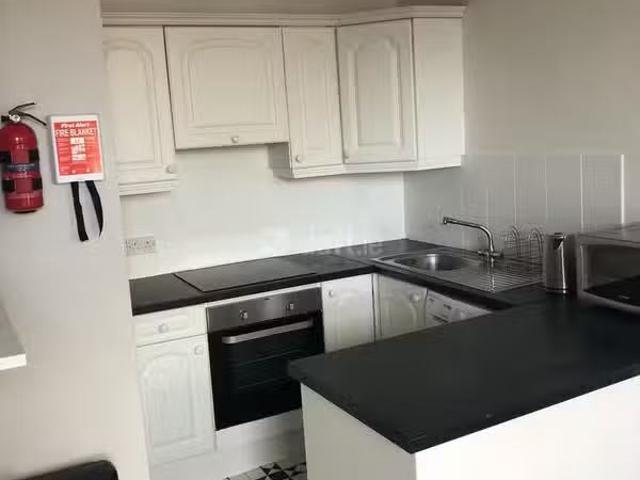 8 Grand Parade, Cork, Cork City Centre is for rent