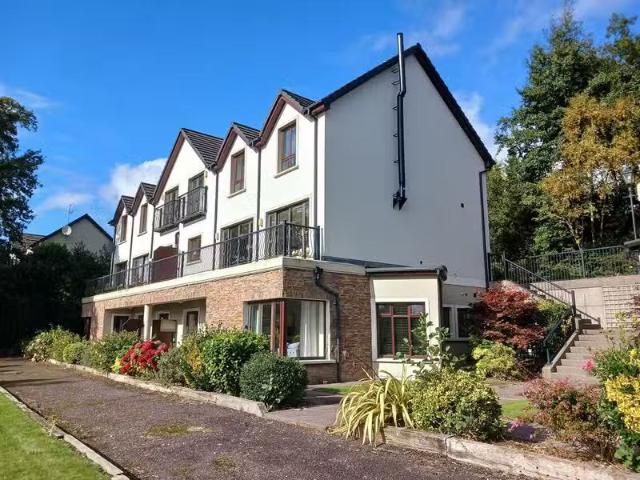 8 Grove Lodge Holiday Homes, Killorglin, Co. Kerry, V93R244 is.