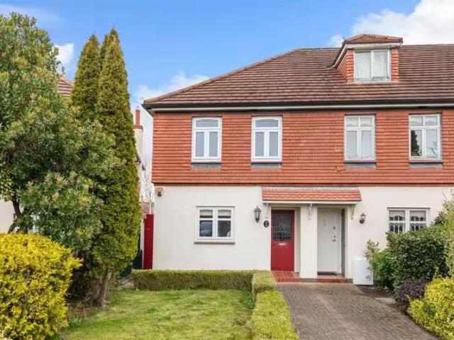 8 Hampton Crescent, Saint Helen`s Wood, Blackrock, County Dubl.