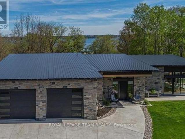 8 Headlands Way, Leeds And The Thousand Islands, ON, K0E 1R0 house for lease | Listing ID X13147 | Royal LePage