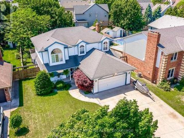 8 Hearth Court, Niagara On The Lake Virgil, ON, L0S 1J0 house for sale | Listing ID X13174 | Royal LePage