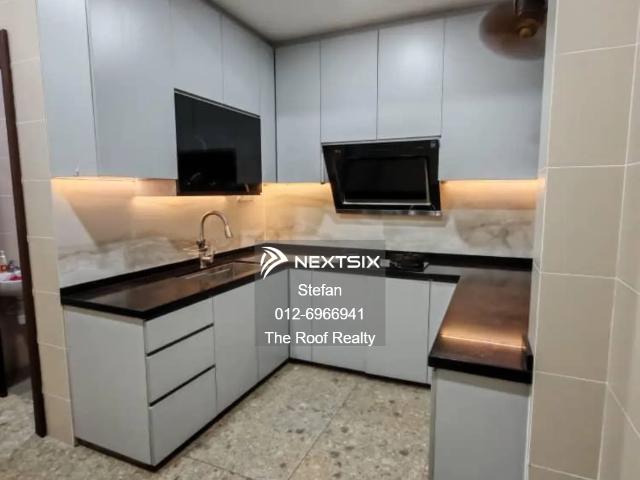 8 Independent Offices • 2 Meeting Rooms • 1 Utility Room • 24 Hour Multi Tier Security • Centralised Air Conditioning • Direct Lobby Access from Car Park Monthly Rental: RM 36,000 / month
