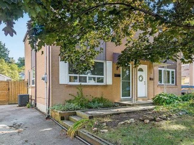 8 Irmac Court Toronto ON M6S 4M8 3 Bedroom House for 3600 month