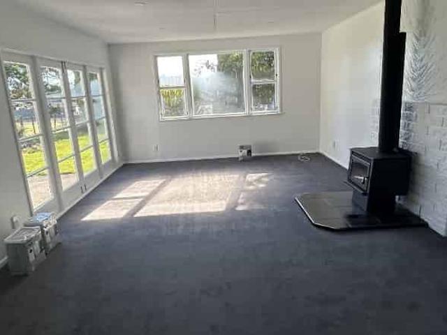 8 Jones Place, Masterton
