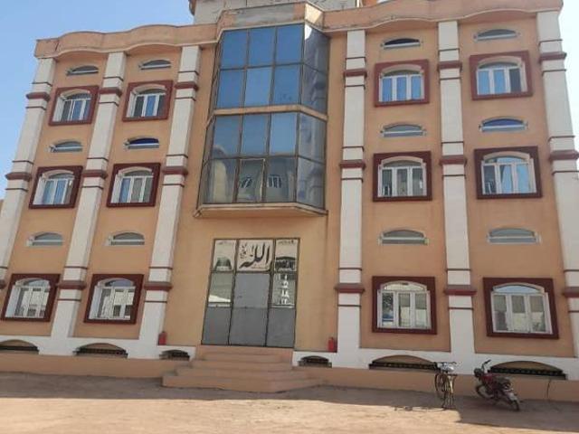 8 kanal foloor mill building sheikhupura gujranwala road in Pakistan | Clasf real estate