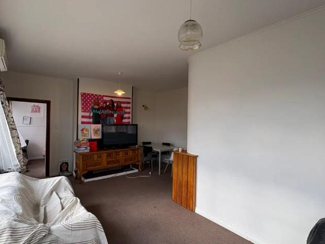 8 Kawaka Street