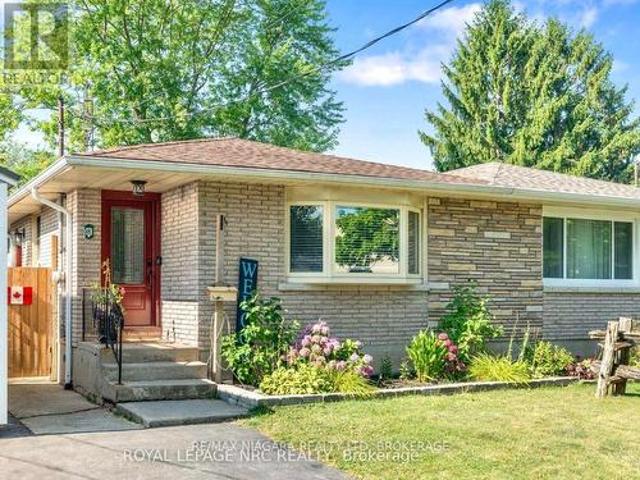 8 Lakehurst Drive, St. Catharines Lakeport, ON, L2N 4C2 house for sale | Listing ID X13586 | Royal LePage