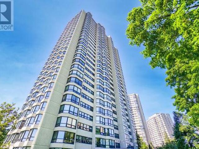 307 8 Lisa Street, Brampton, ON, L6T 4S6 condo for sale | Listing ID W13465 | Royal LePage