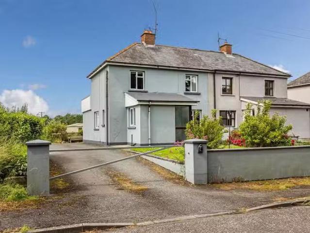 8 Lisburn Road