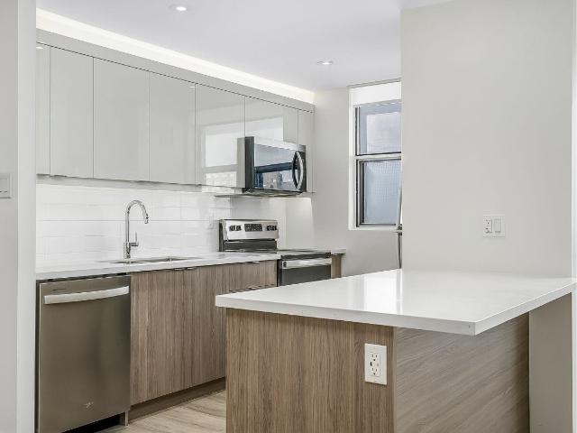 8 Lomond Drive 2 Bedroom Apartment for Rent at 8 Lomond Dr, Toronto, ON M8X 2W3 Islington City Centre West