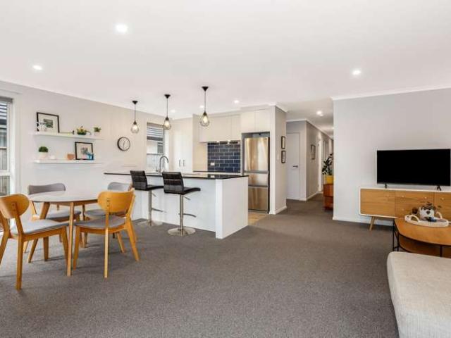 8 Paioke Street, Waikanae, Kapiti Coast