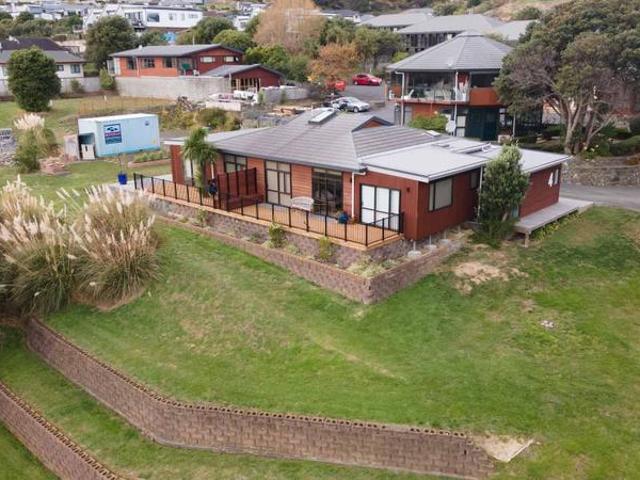 8 Papakowhai Road, Papakowhai, Porirua City For Sale