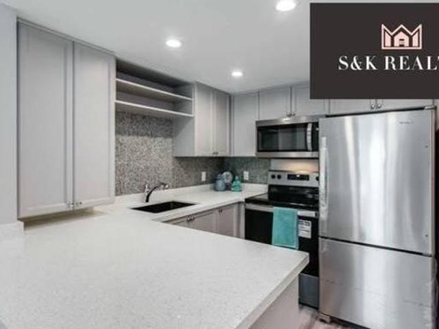 8 Park Road 2715 Toronto ON M4W 3S5 1 Bedroom Condo for Rent for 2200 month