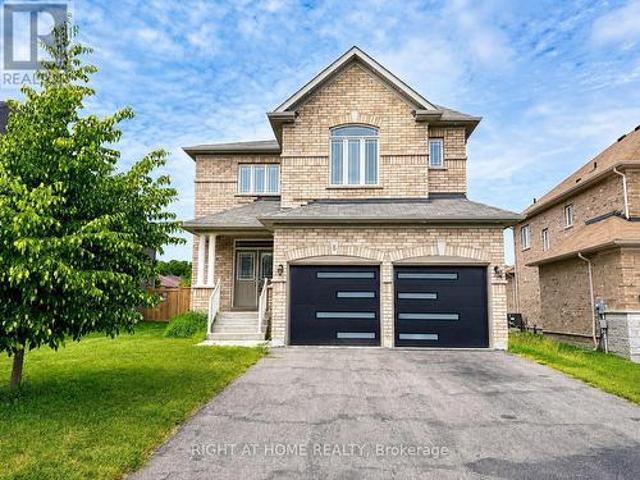 8 Pearl Street, Wasaga Beach, ON, L9Z 0G9 house for sale | Listing ID S13552 | Royal LePage