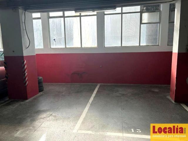 8 plazas de garaje en venta en centro de Santander