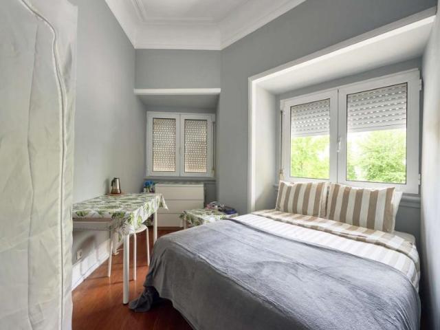 8 quarto, lisbon lisbon 1000 LS100217590