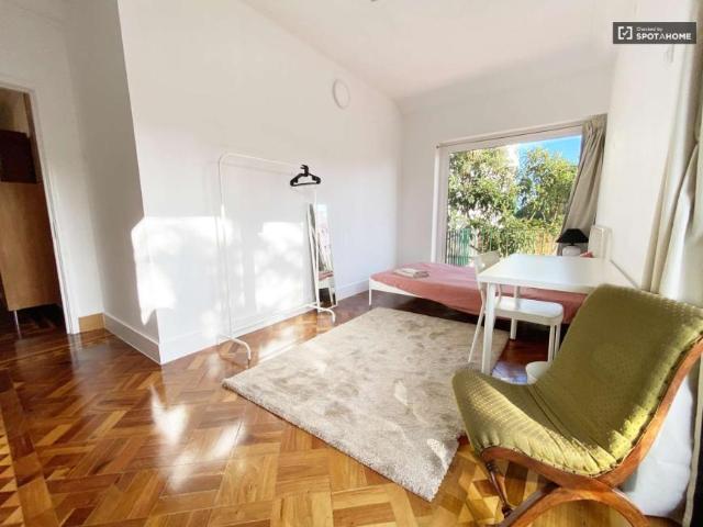 8 quarto, lisbon lisbon 2775 297 101848574