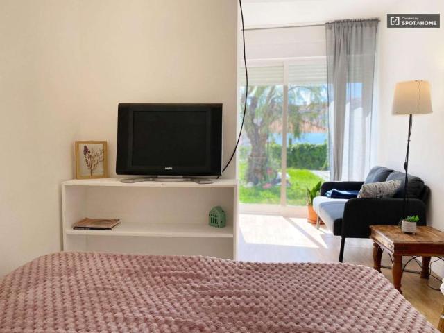 8 quarto, lisbon lisbon 2775 LS101776312