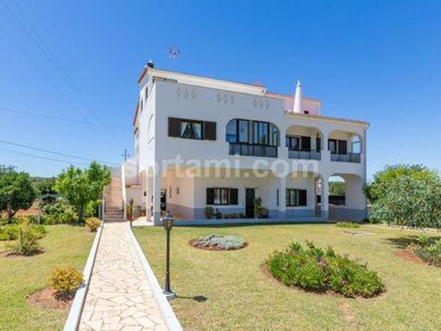 8 quarto, Loule Faro LS97112703