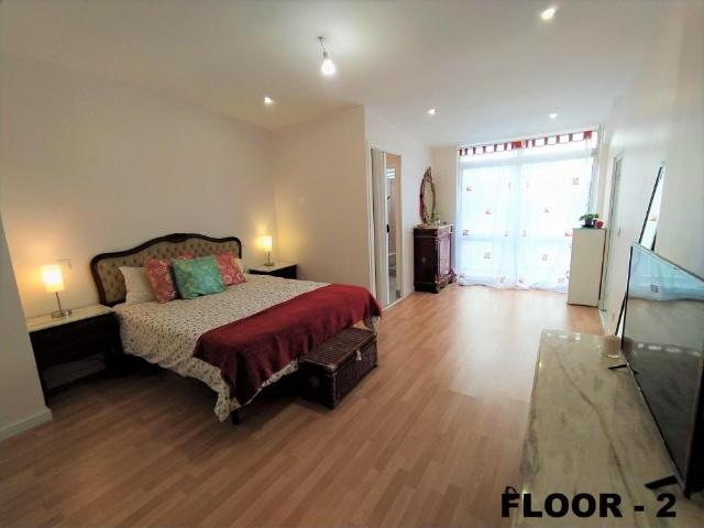 8 quarto, Montenegro Faro 8005 165 52292686