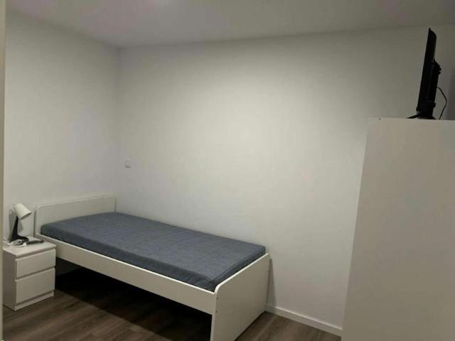 8 quarto, porto porto 4300 024 LS101816765
