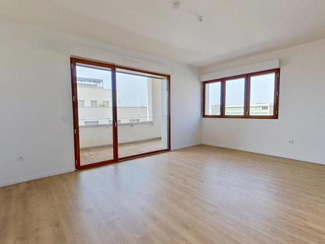 8 rue du Docteur Socrate Saint Ouen sur Seine 93400 501 T4 Non meublé 1905.7 CC