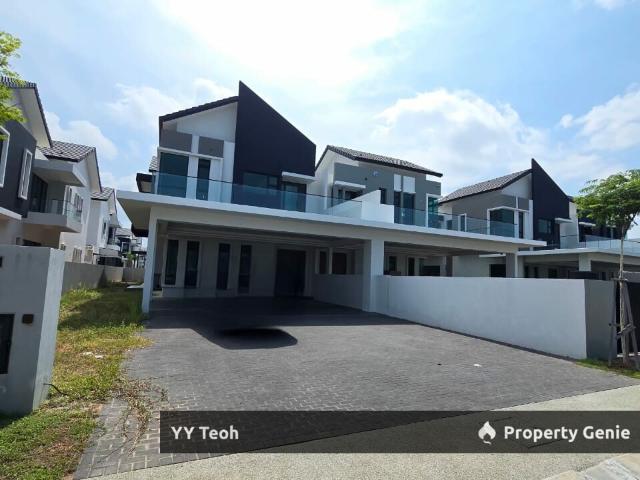 8 Residence Padang Temu Double Storey Semi D｜SEAVIEW PHASE 4