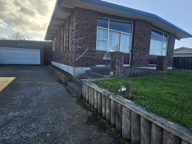 8 Rewa Street, Inglewood, New Plymouth