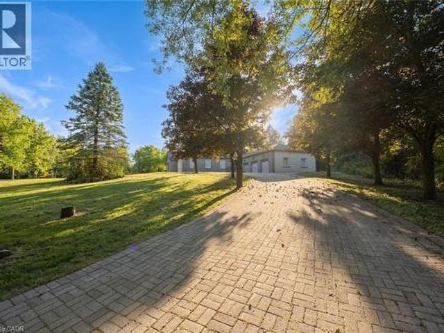 8 Ridgewood Drive, Richmond Hill, ON, L4E 3M1 house for sale | Listing ID 40828 | Royal LePage