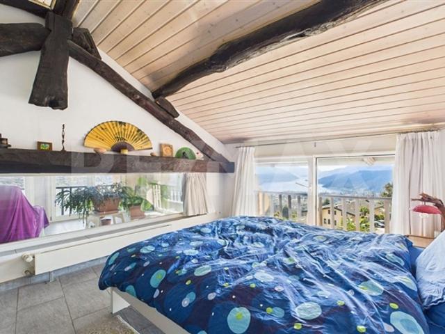 8 Room single house