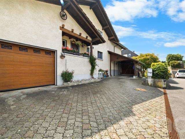8 Room single house