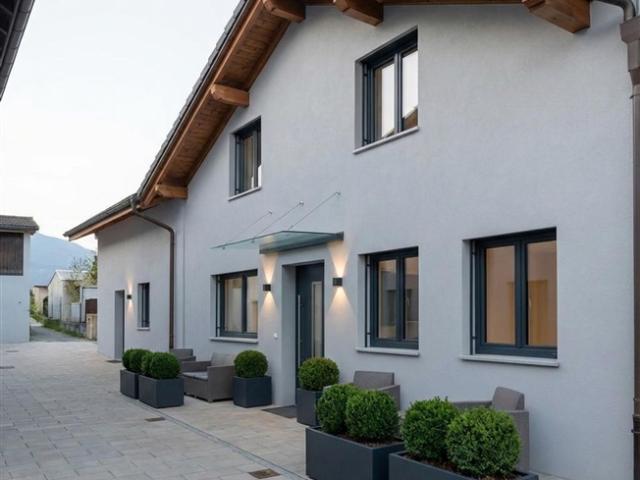 8 Room single house