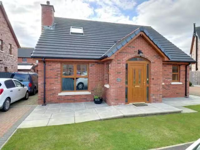 8 St. Andrews Point