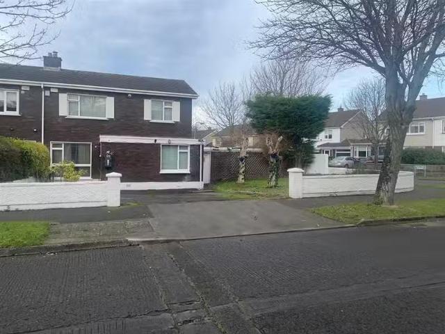 8 Summerfield, Oldbawn, Dublin 24