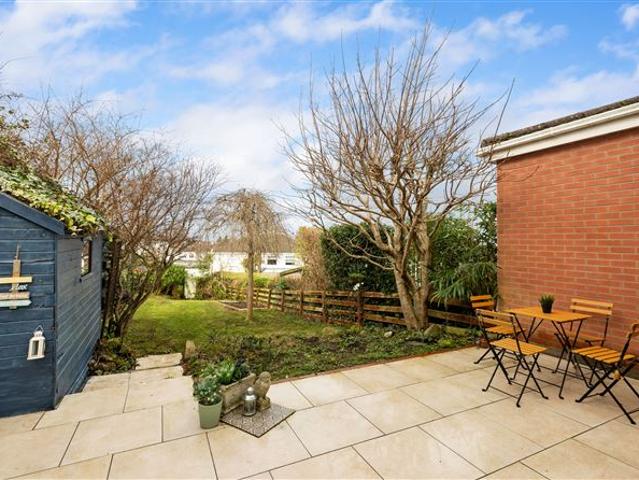 8 Sycamore Close, The Park, Cabinteely, Dublin 18 Hunters Estate Agent 4899 MyHome. Ie Residential