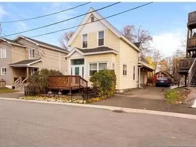 8 Saint Joseph St, Shediac, NB, E4P 2R7 house for sale List.