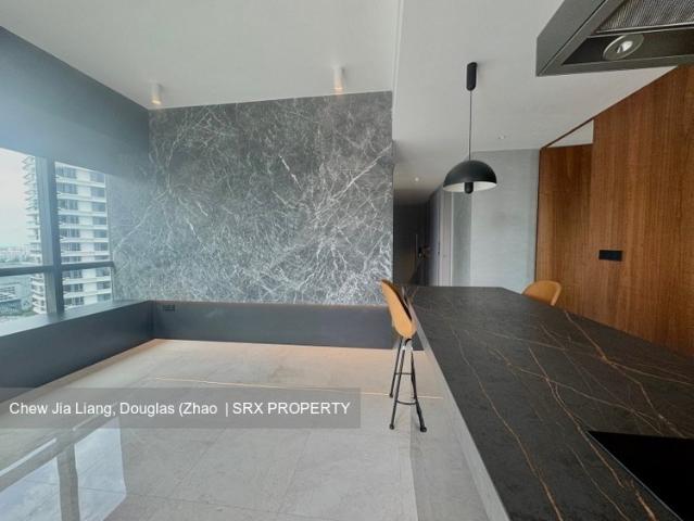 8 Saint Thomas D9, Condominium