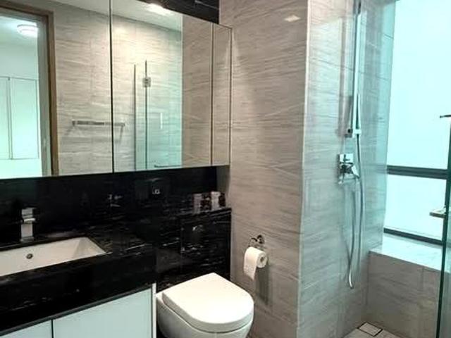 8 Saint Thomas D9, Condominium