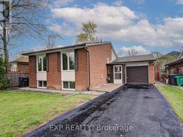 8 Sanford Crescent, Brampton, ON, L6X 2C3 house for sale | Listing ID W13122 | Royal LePage
