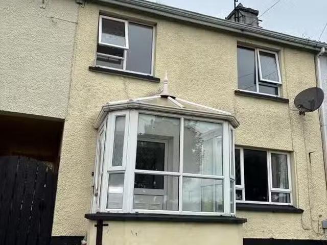 8 School Terrace