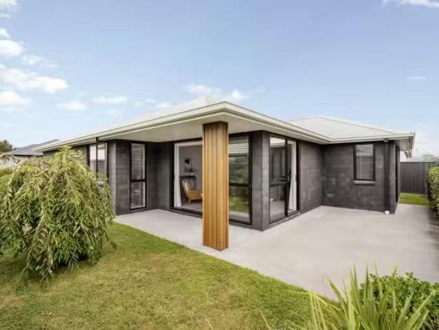 8 Shannon Lane, Pyes Pa, Tauranga
