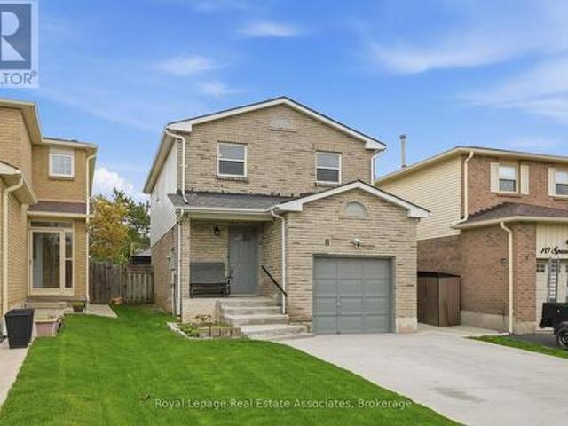 8 Sparrow Court, Brampton, ON, L6Y 3P3 house for sale | Listing ID W13135 | Royal LePage