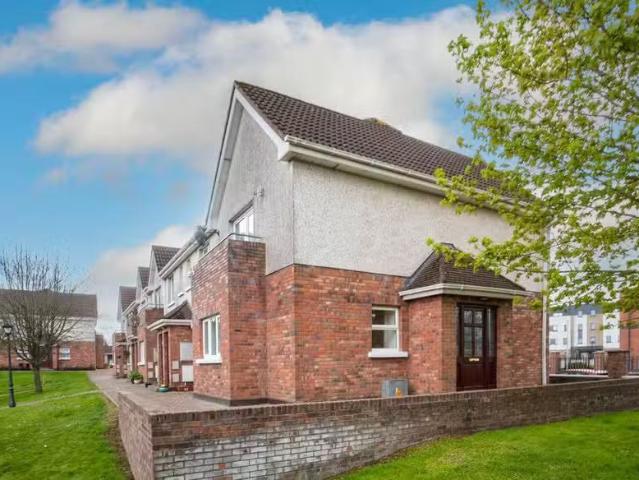 8 The Courtyard, Dunshaughlin, Co. Meath, A85RW18 is for sale