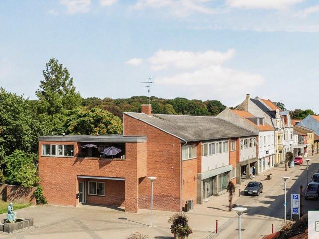 8 værelses lejlighed på 202 m²