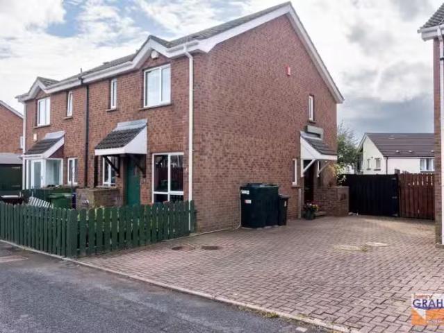 8 Warren Grove