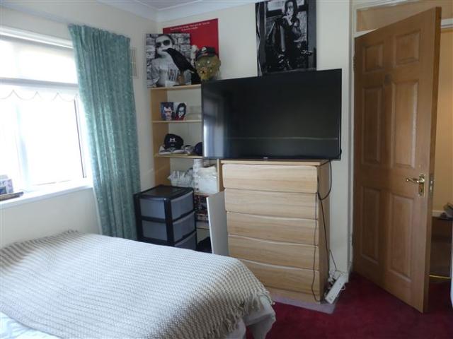 8, Whitebrook Park, Springfield, Tallaght, Dublin 24 Tom Maher & Co Ltd 4943 MyHome. Ie Residential