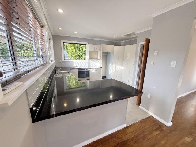 8 Wilding Street, St Martins, NZ 8022