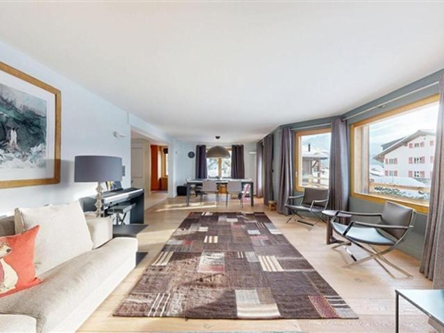 8 ZIMMER CHALET IM ZENTRUM VON VERBIER BESTEHEND AUS ZWEI UNABHÄNGIGEN WOHNUNGEN