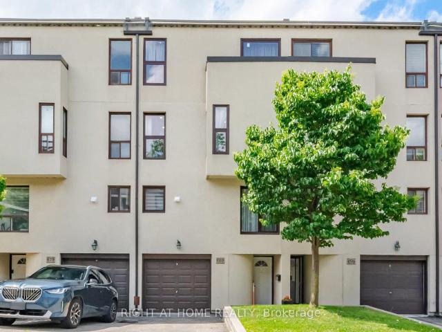 8 24 REID Drive, Mississauga | For Sale @ $849,999 | Condos. Ca