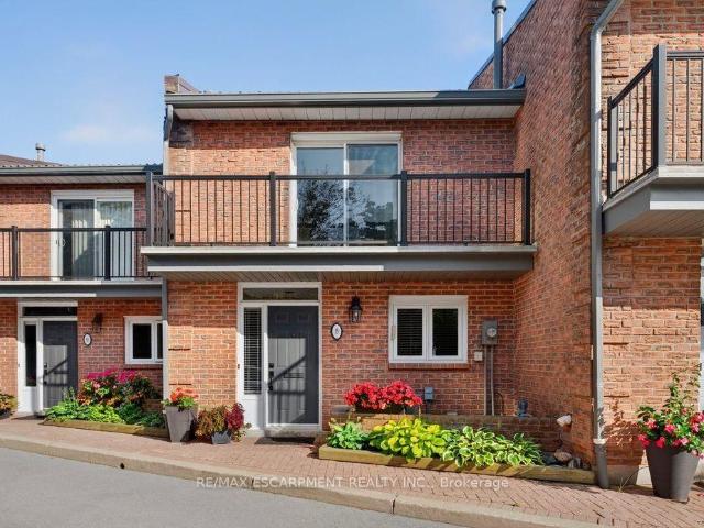 8 2136 Old Lakeshore Road, Burlington | 2Beds/4Bath, Townhouse, $1,299,000 | Condos. Ca